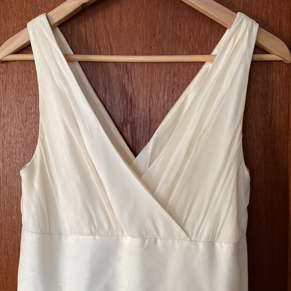 J Crew silk off white wedding dress. Size 6P. - Picture 5 of 12